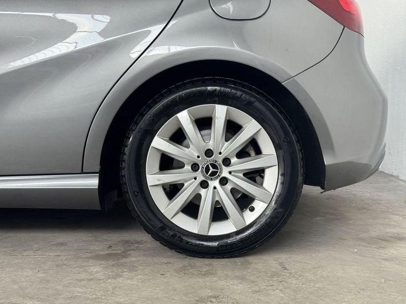Mercedes-Benz Classe A A 160 d Sport AUTOMATICA NEOPATENTATI CRONOLOGIA TAGLIANDI
