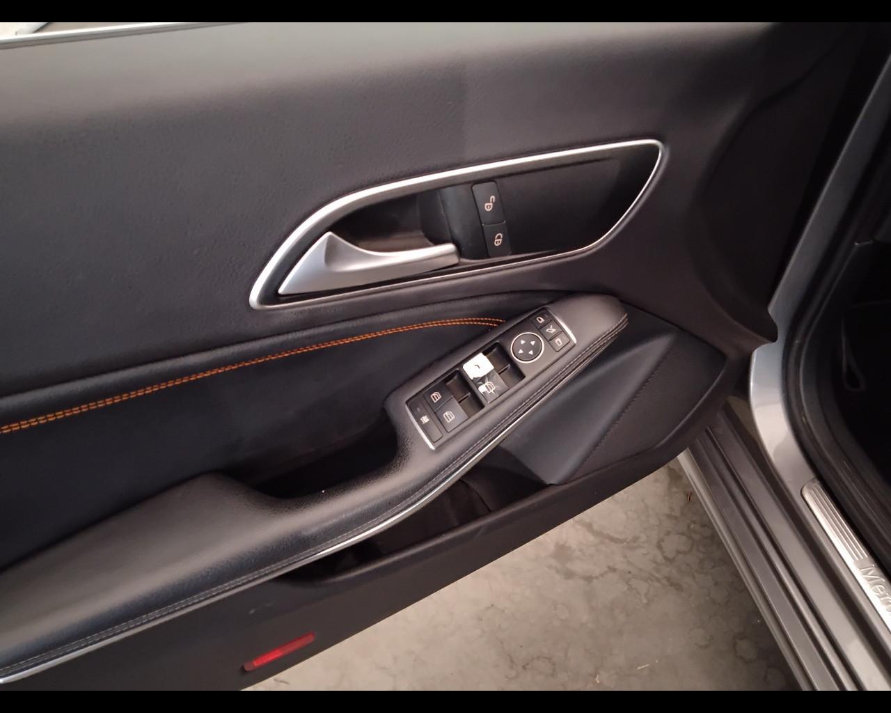 Mercedes-Benz CLA Shooting Brake - X117 - CLA Shooting Brake 200 d (cdi) S