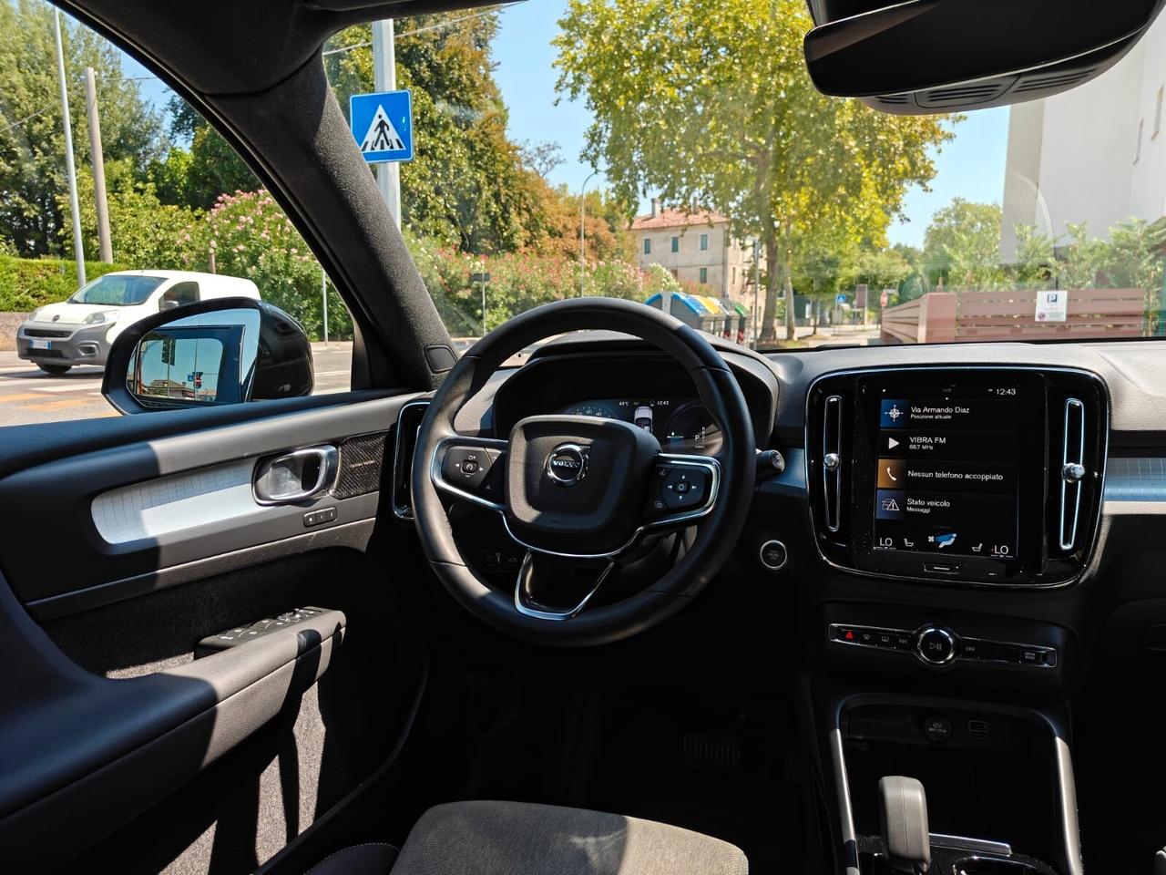 Volvo XC40 T4 Recharge Plug-in Hybrid automatico Plus Dark