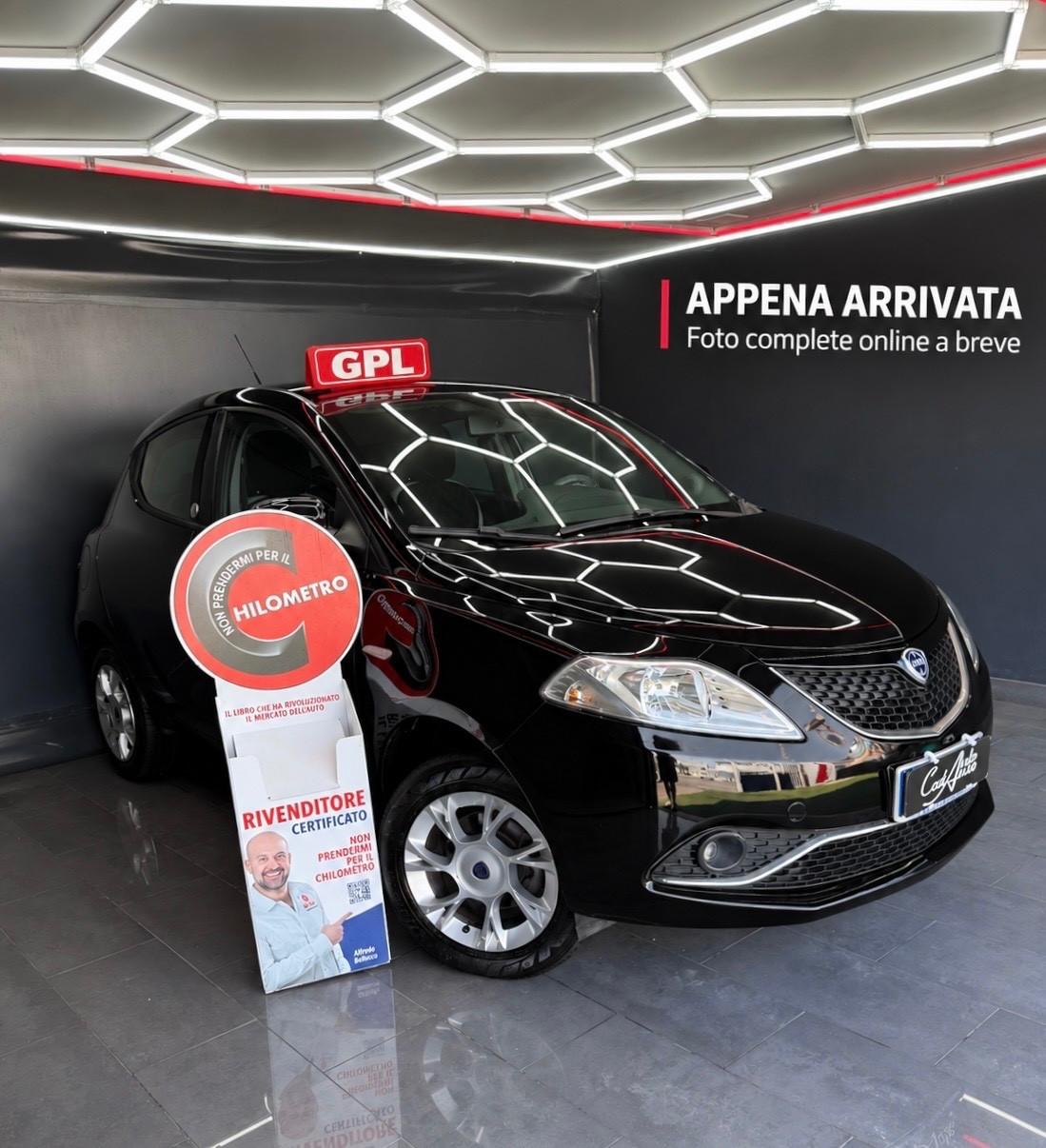 Lancia Ypsilon 1.2 GPL Ecochic Gold 2016