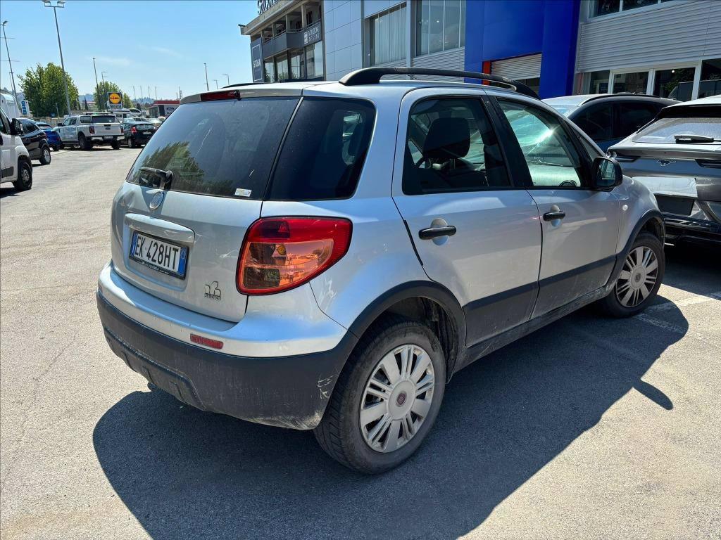 FIAT Sedici 1.6 16v Dynamic 4x4 107cv del 2011