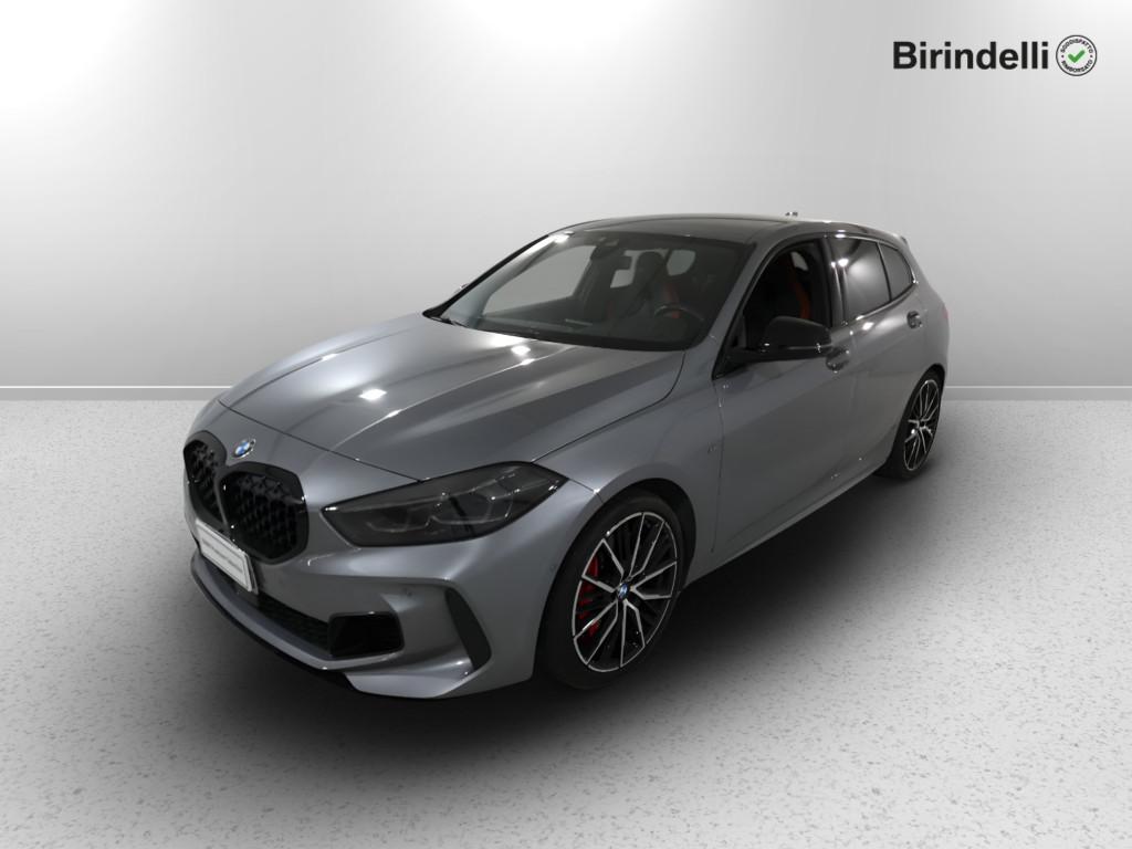 BMW Serie 1 (F40) - M 135i xDrive