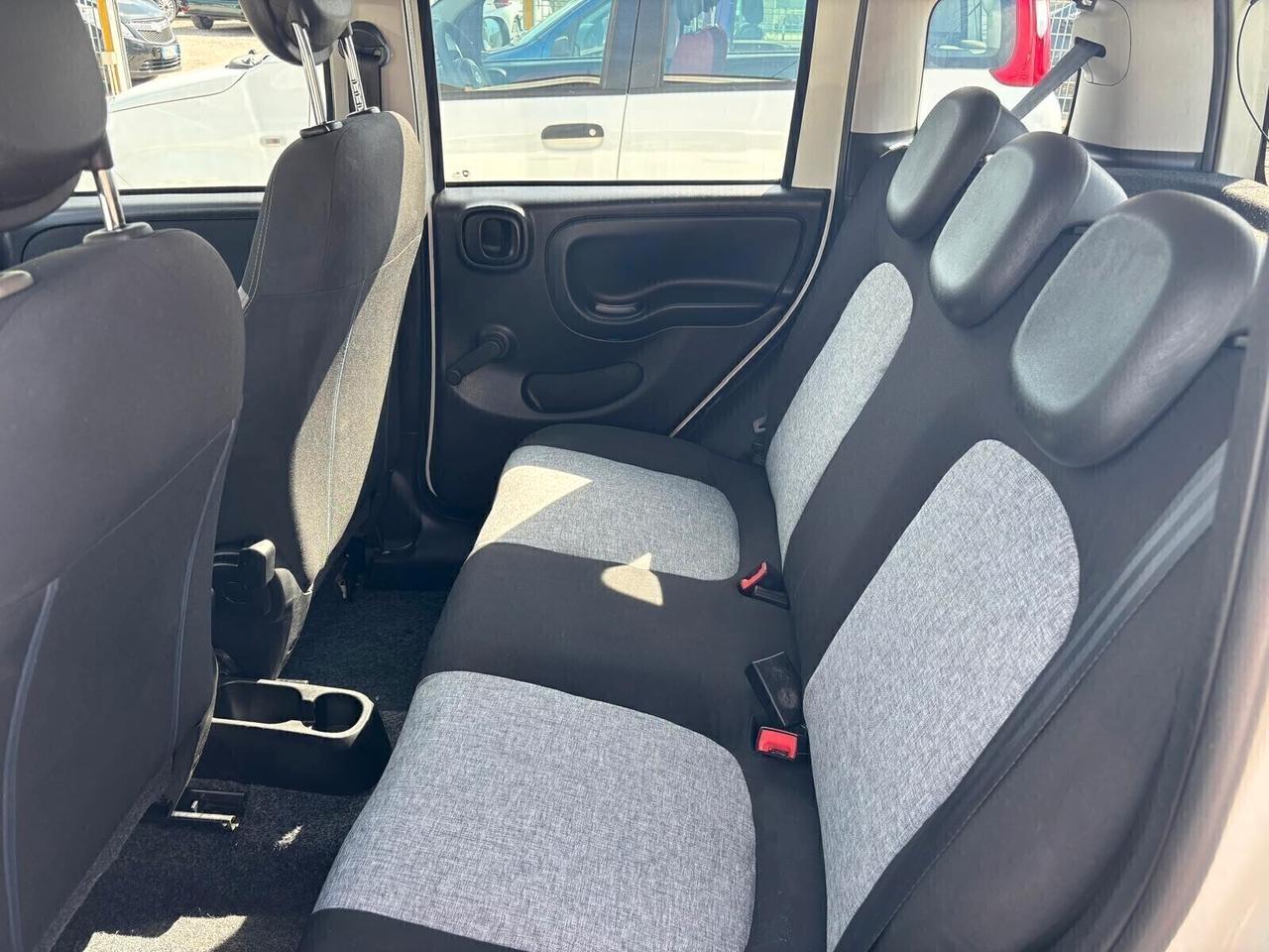 Fiat Panda LOUNGE 1.2 5 POSTI - 2019