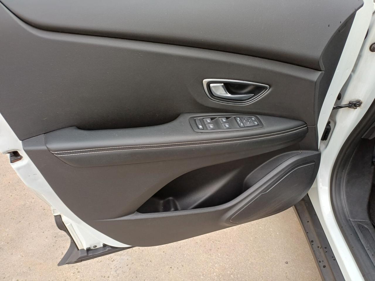 Renault Scenic Scénic dCi 8V 110 CV EDC Energy Intens