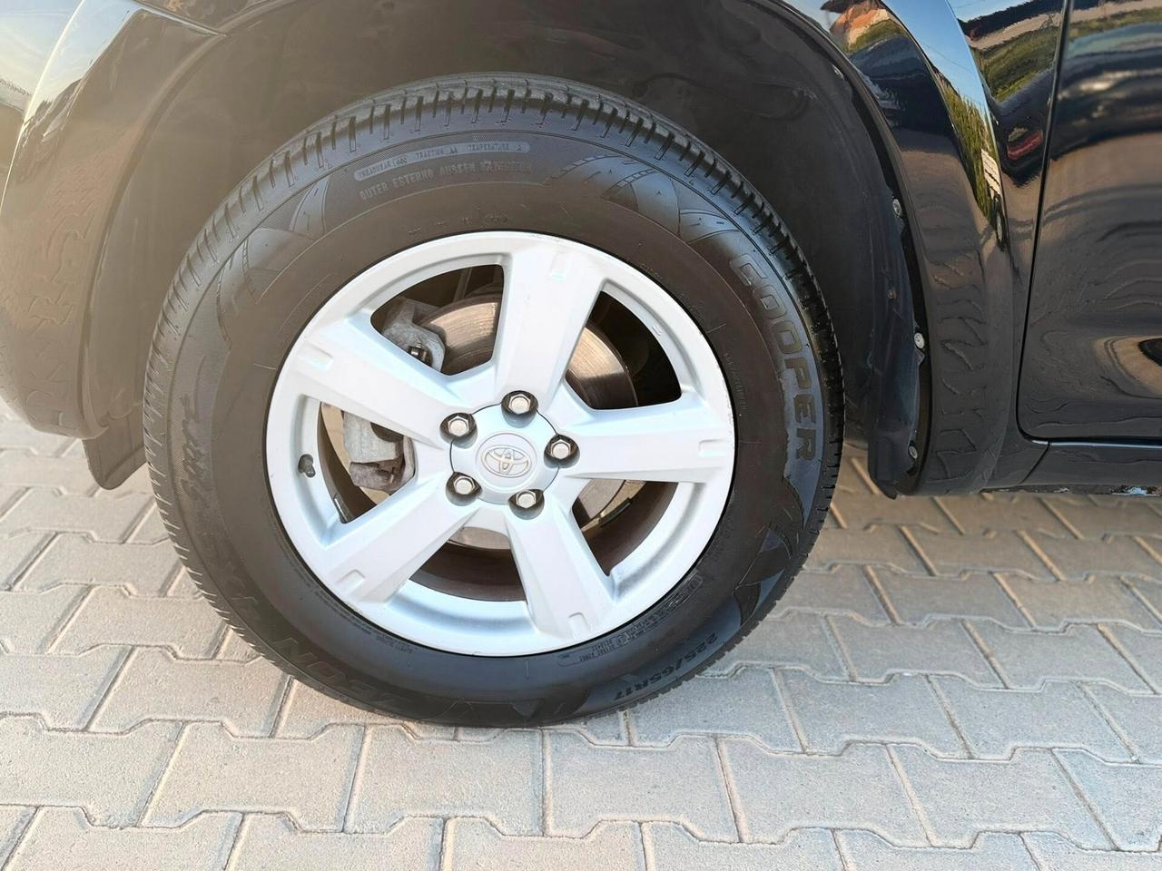 Toyota RAV 4 2.2 D-4D 177 CV sol