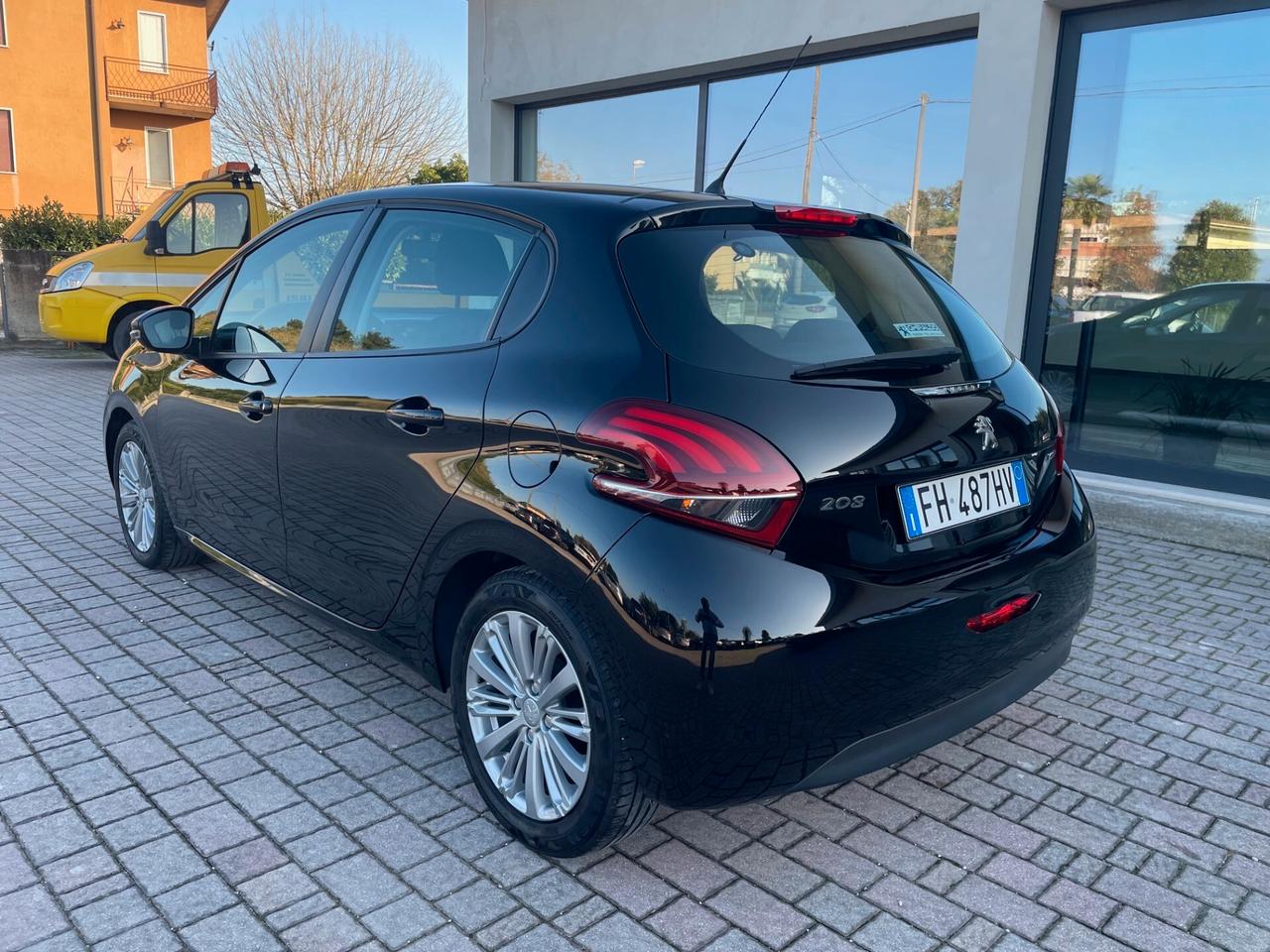 Peugeot 208 PureTech 68 5 porte Access