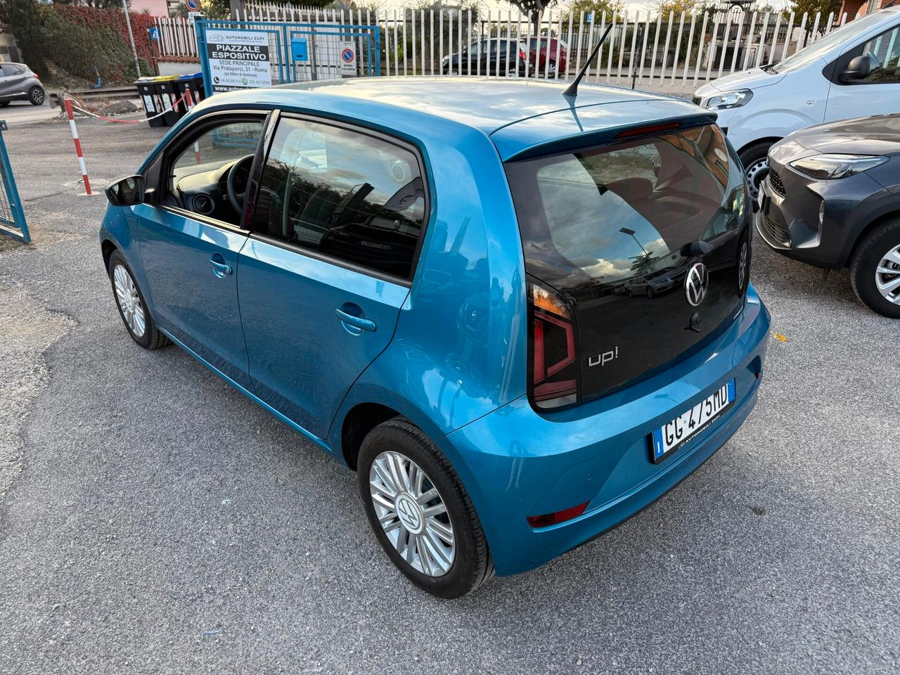Volkswagen UP! 65cv **4 GOMME NUOVE**