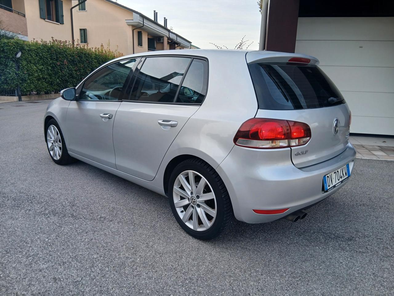 Volkswagen Golf 2.0 TDI 140CV DPF DSG 5p. Highline unico proprietario