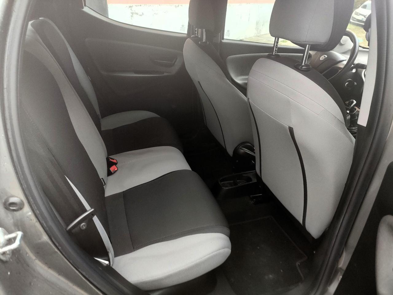 Lancia Ypsilon 0.9 TwinAir 85CV Ecochic Gold