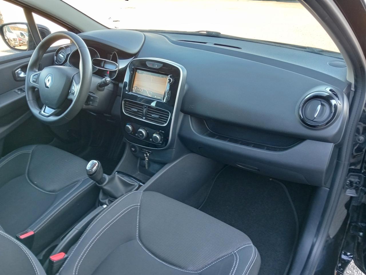 Renault Clio TCe 12V 90cv 5p. OK NEOPATENTATI