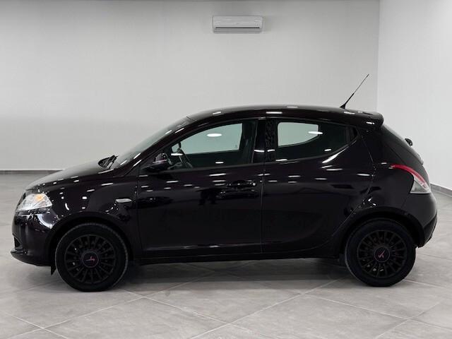 Lancia Ypsilon 1.2 69 CV 5 porte Platinum