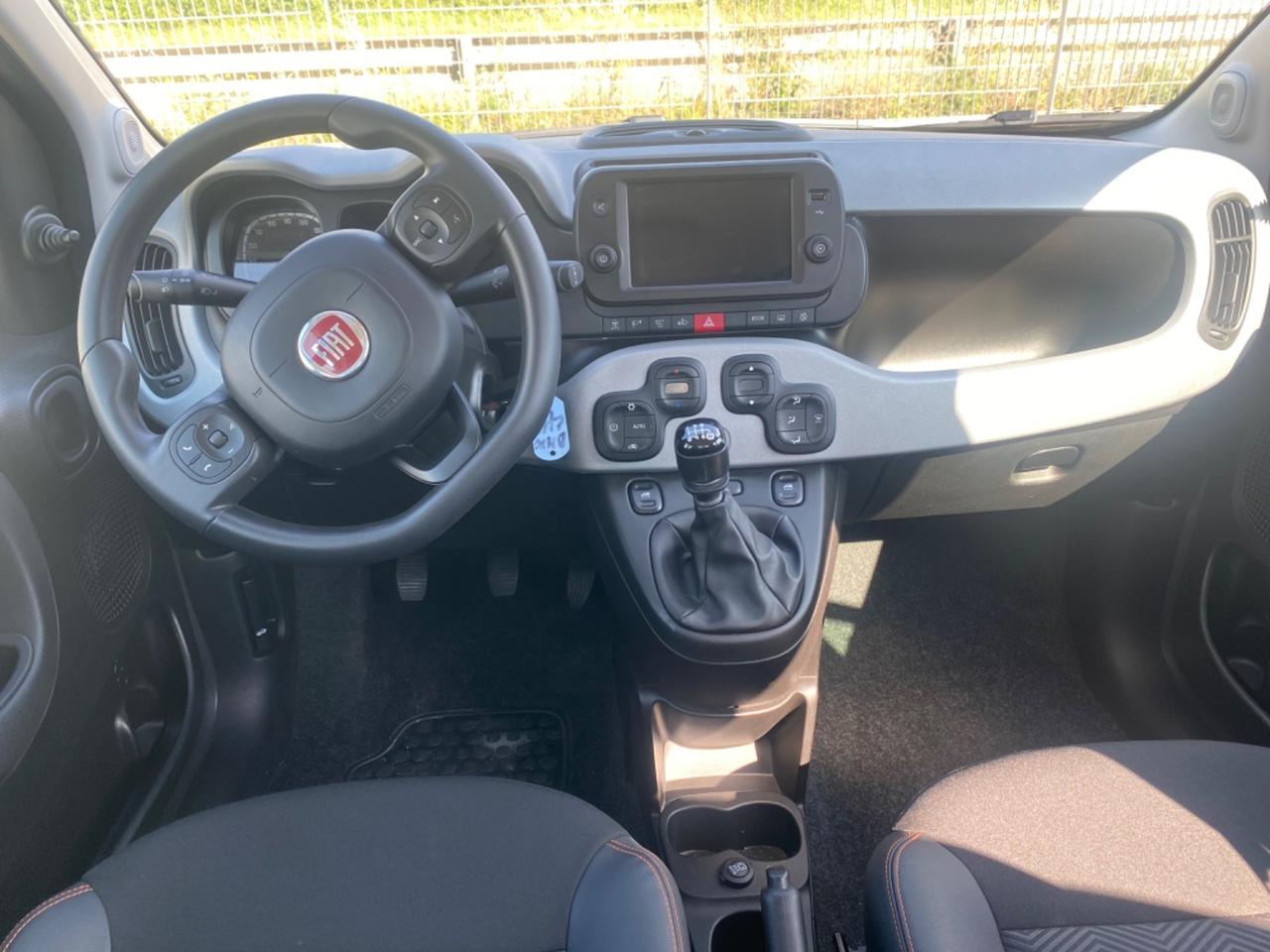 Fiat Panda 1.0 FireFly S&S Hybrid Garmin Edition