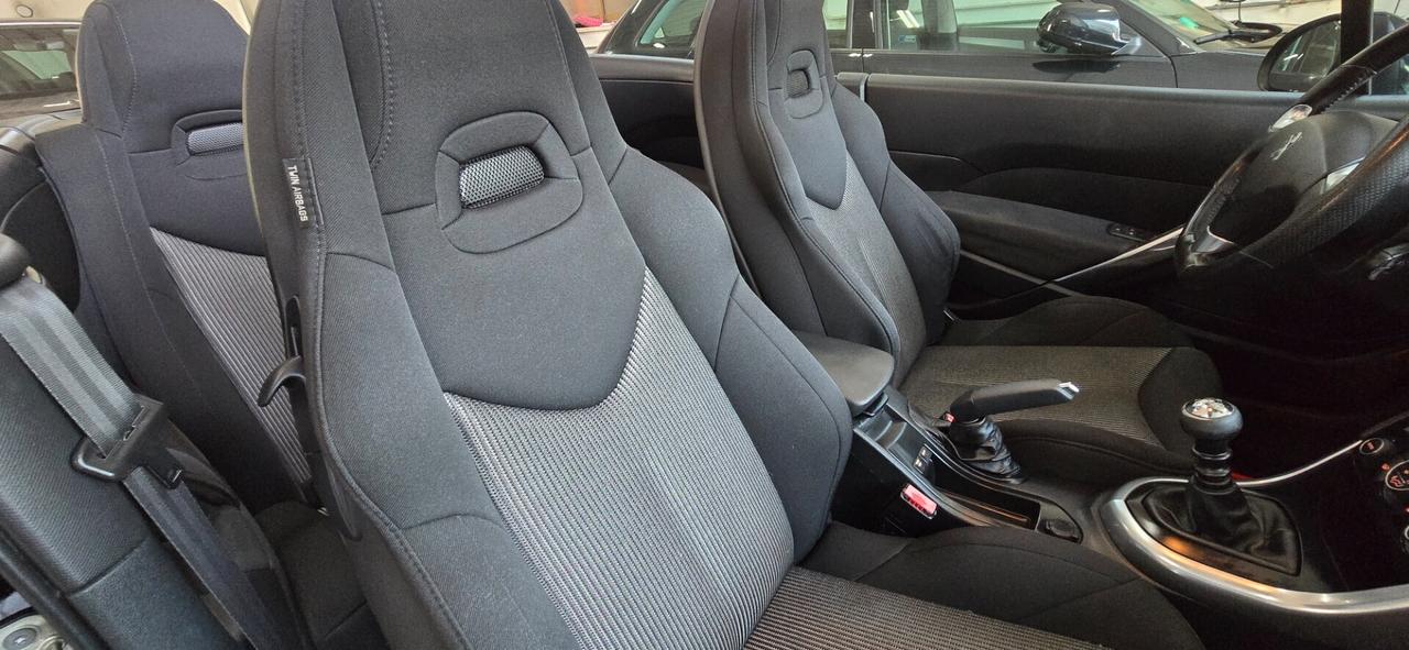 Peugeot 308 1.6 e-HDi 115CV cabrio