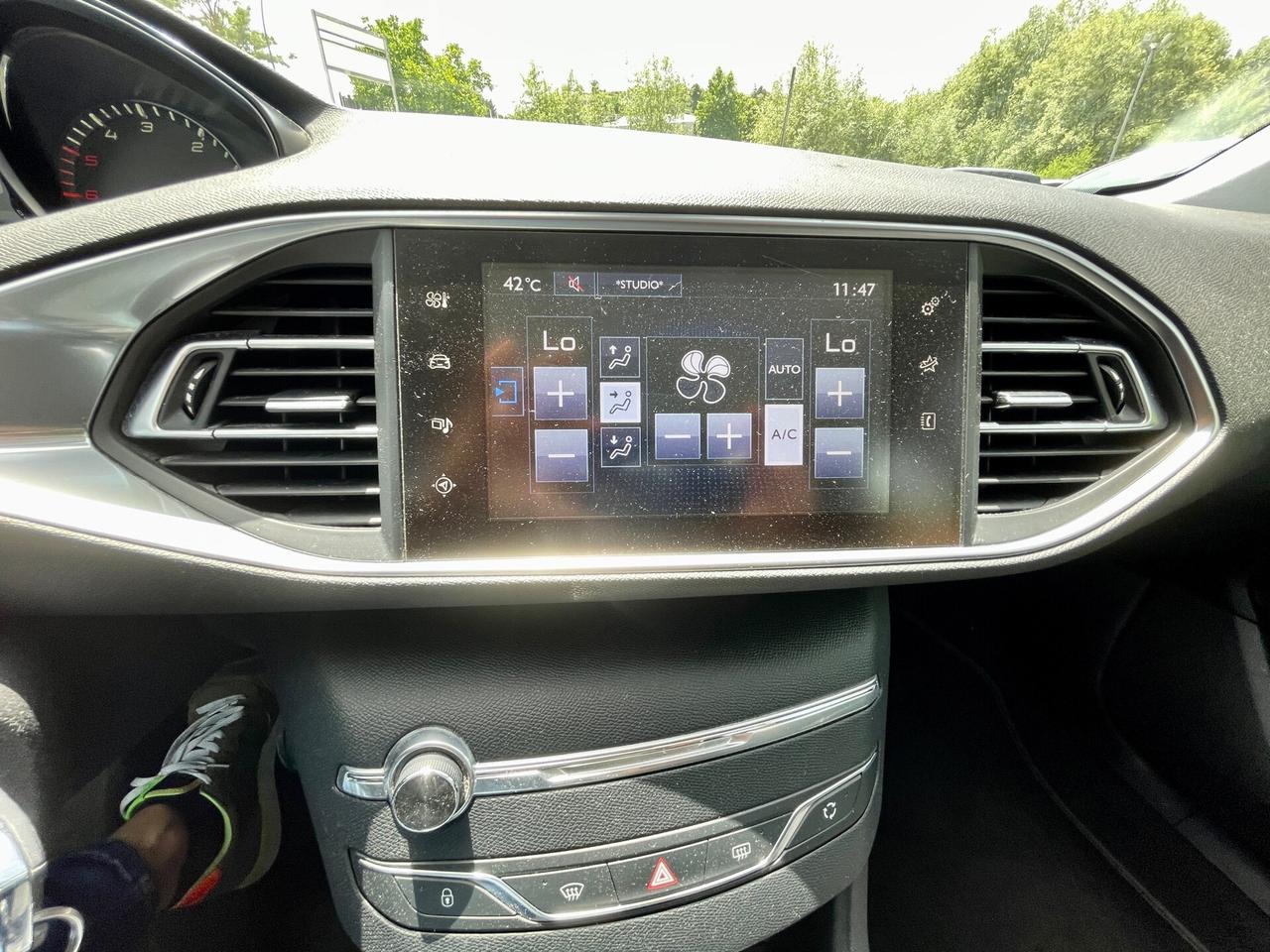 Peugeot 308 1.6 HDI 120CV 6M 12-2016