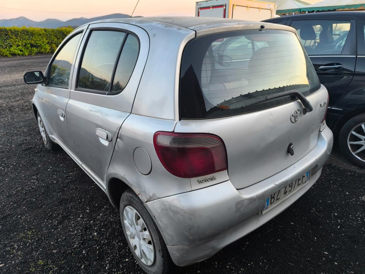 Toyota Yaris 1.0i 16V cat 5 porte