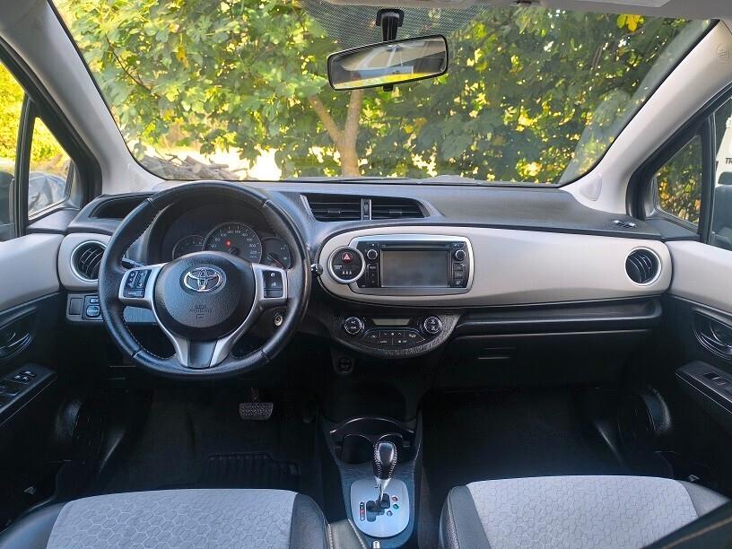 Toyota Yaris 1.4 D-4D 5 porte M-MT CAMBIO AUTOMATICO