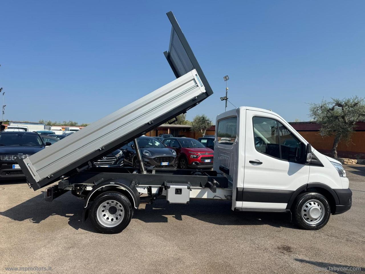 TRANSIT 2.0 130CV RIBALTABILE TRILATERALE GEMELLATO