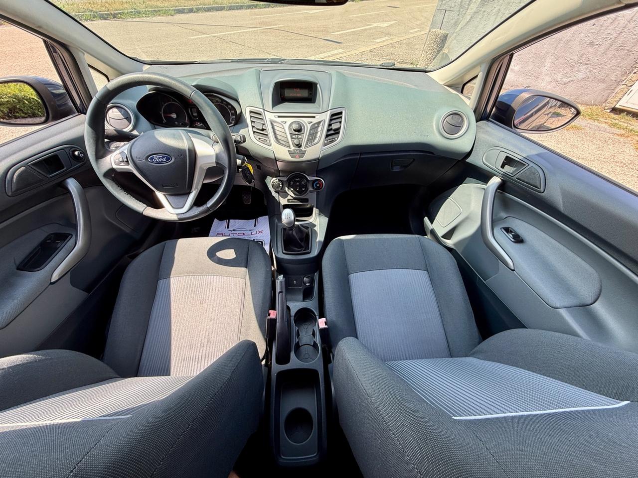 Ford Fiesta 1.4 TDCi 68CV 3 porte 143.000Km NEOPATENTATI