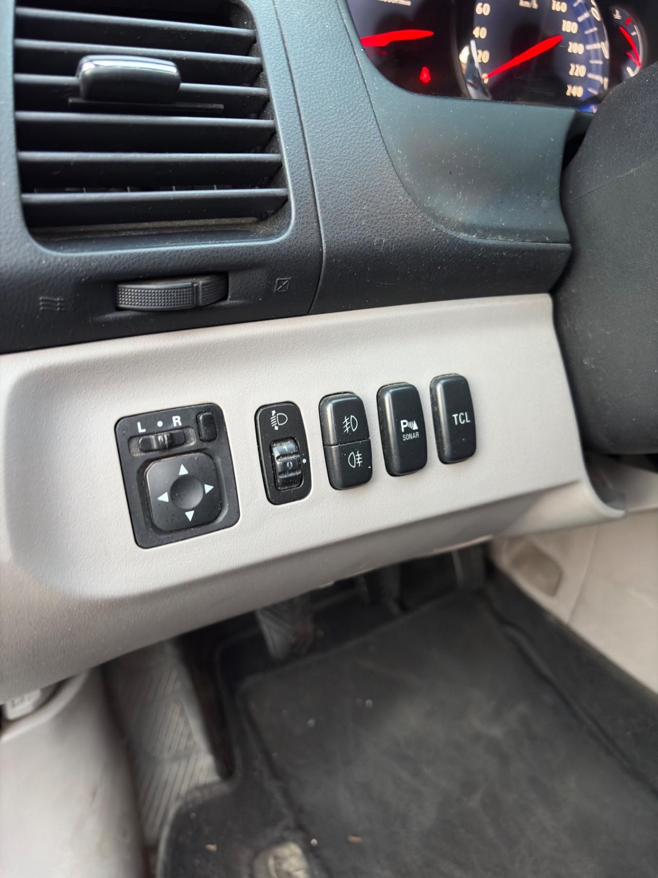 Mitsubishi Grandis 2.0 DI-D 7 posti