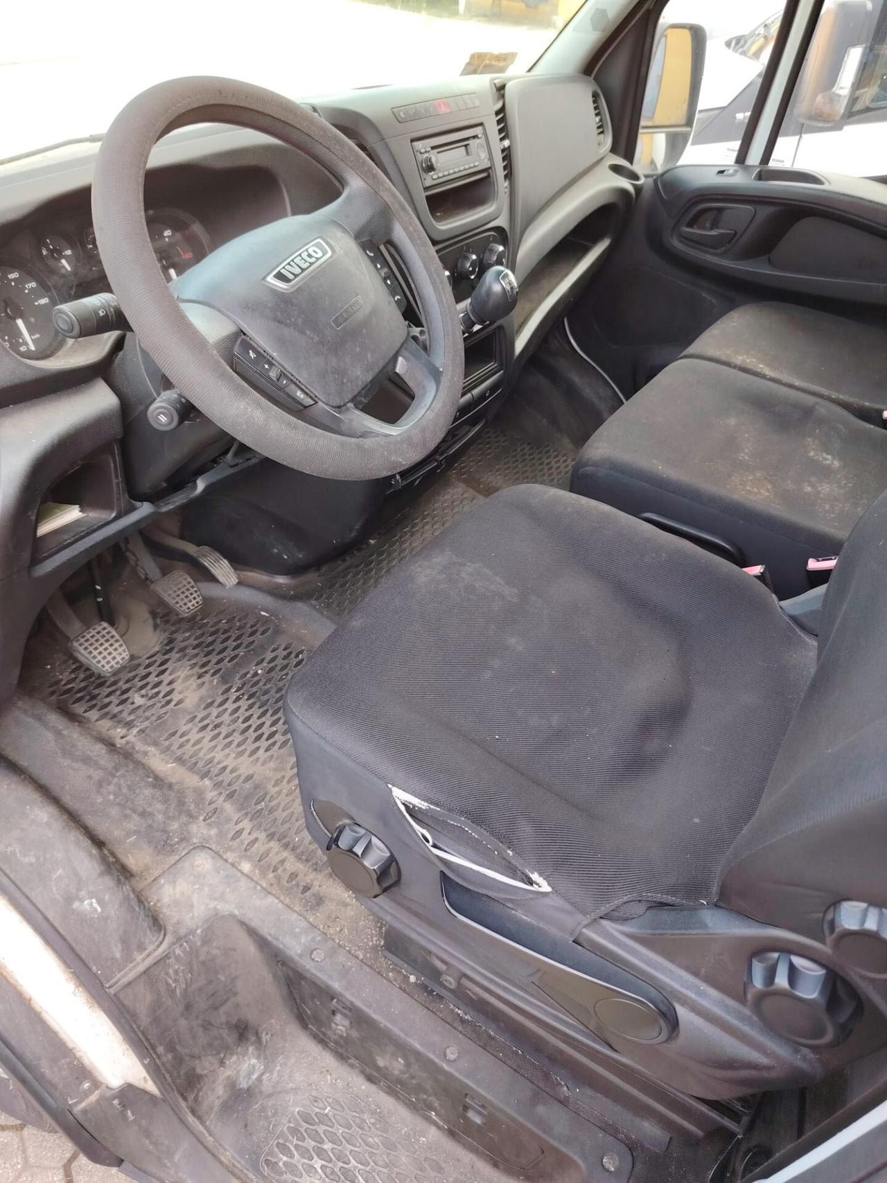 Iveco daily 35s15 2.3 diesel Anno 2015