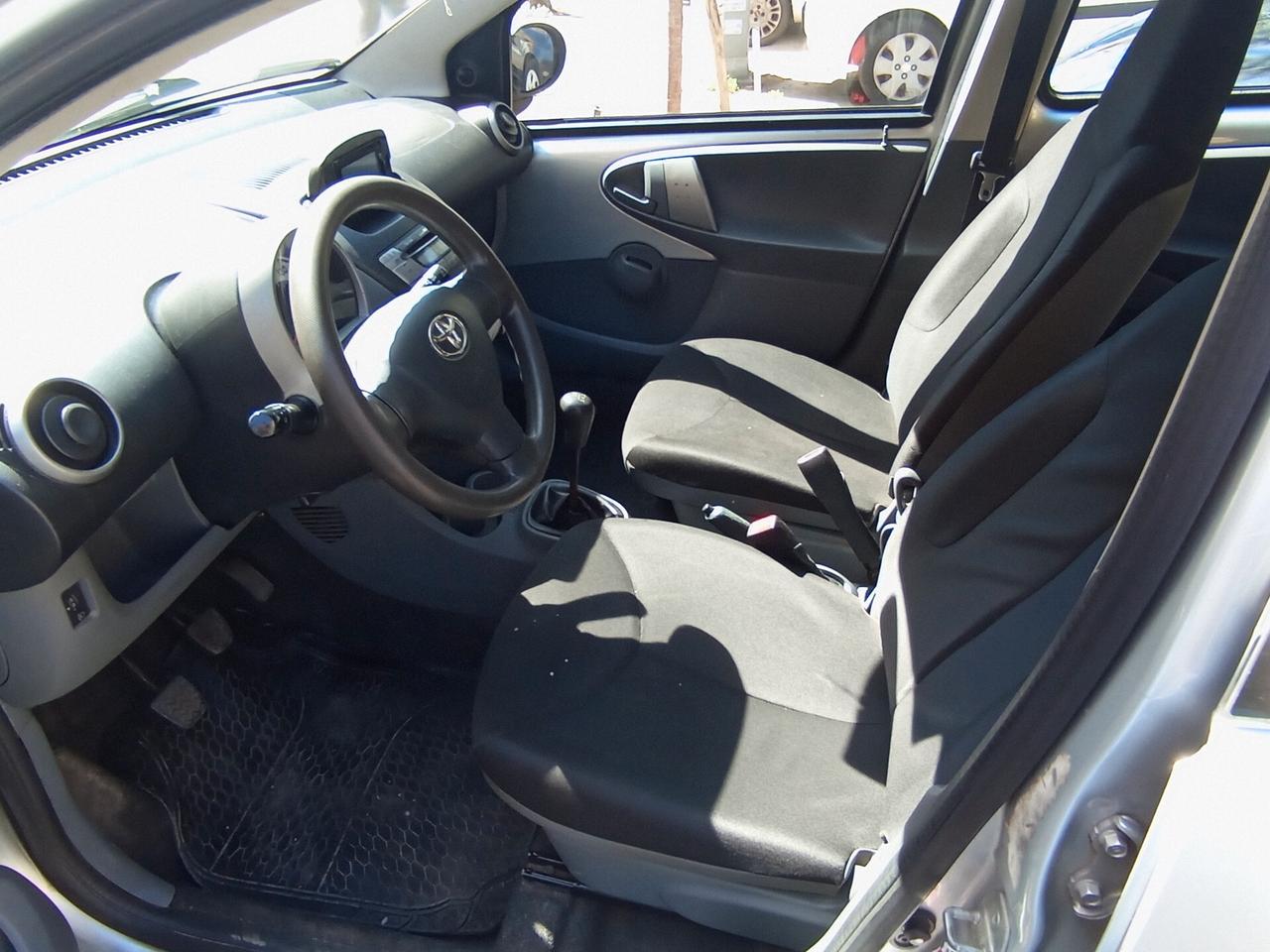 Toyota Aygo 1.0 E5 Now Connect