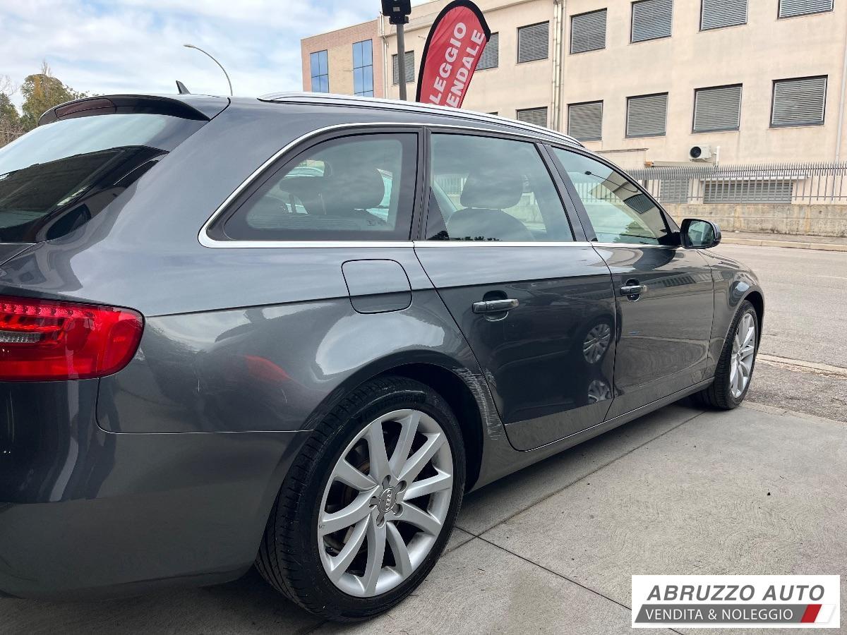 AUDI A4 Avant 2.0 TDI 150CV TETTO + PELLE
