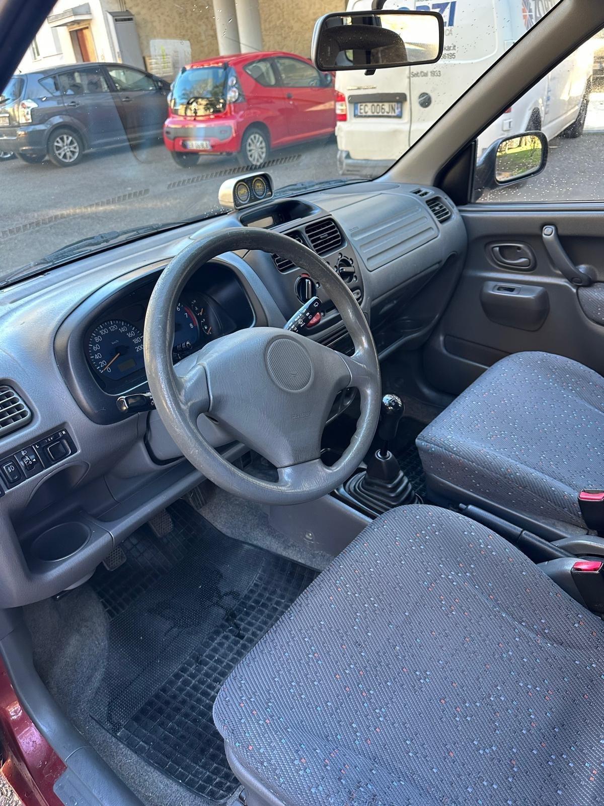 Suzuki Ignis 1.3i 16V cat 4WD GL SI NEOPATENTATI