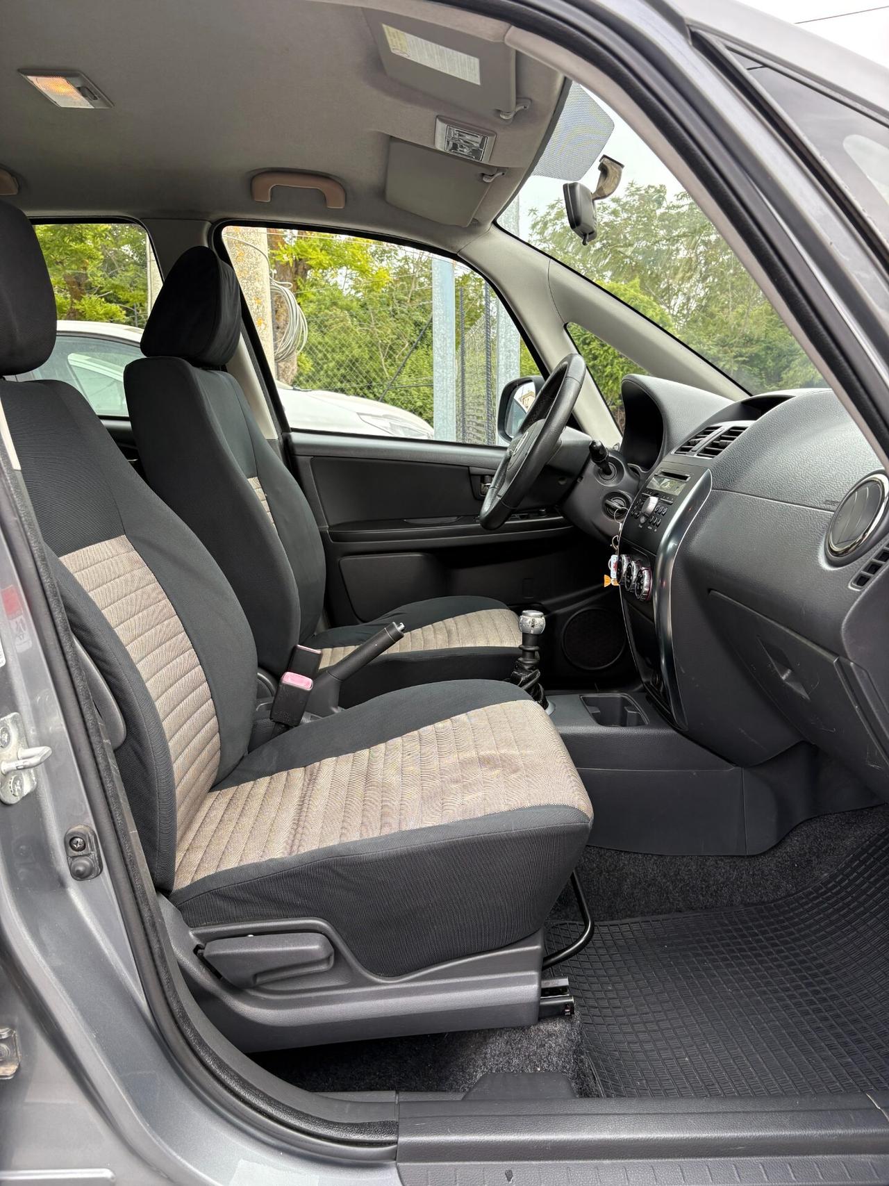 Fiat Sedici 4X4 1.9 MJT (GANCIO TRAINO)