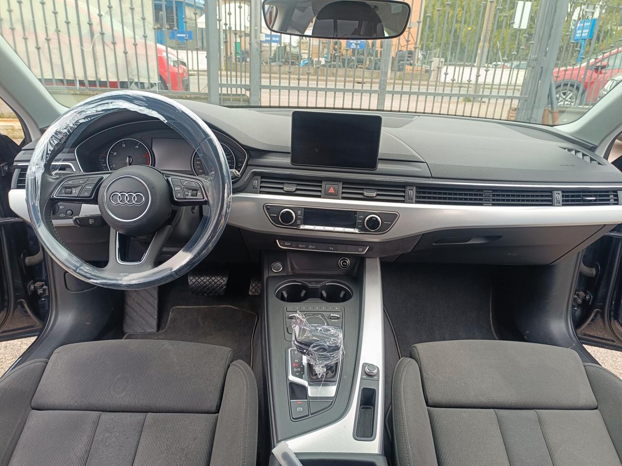 Audi A4 Avant 2.0 TDI 122 CV Business Sport