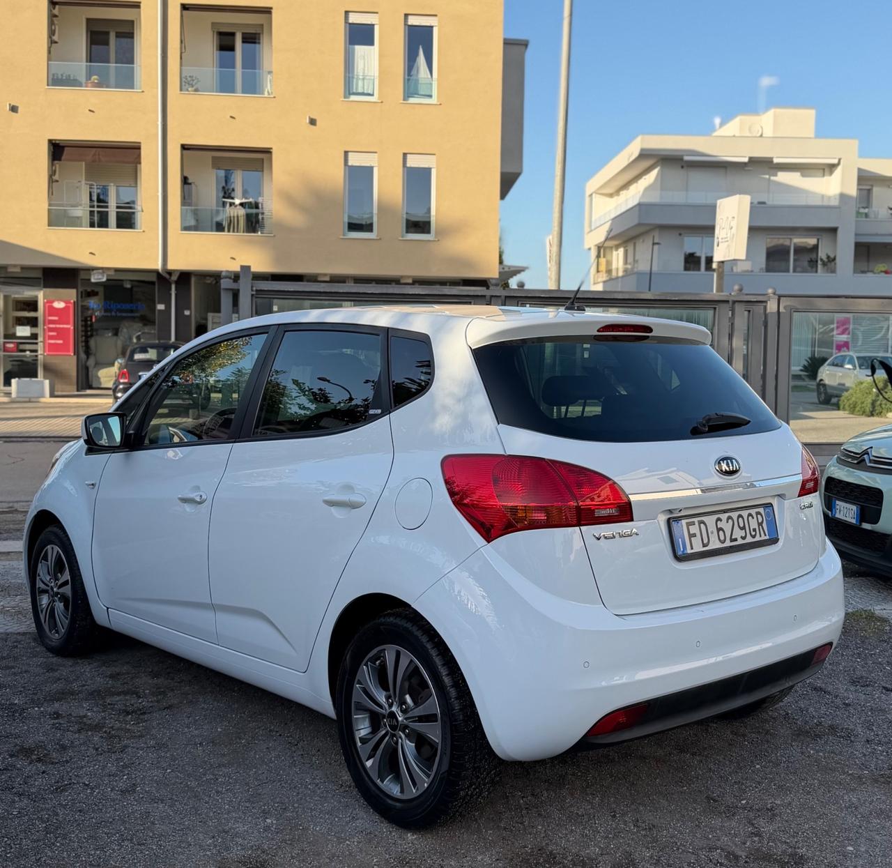 Kia Venga 1.4 CRDi 90CV Cool