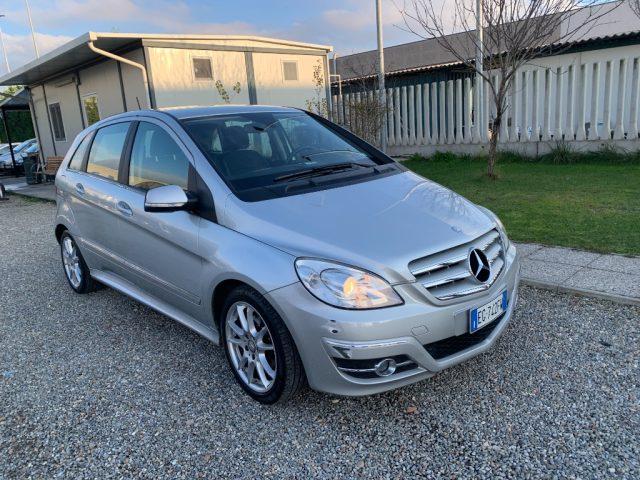 MERCEDES-BENZ B 180 CDI Premium