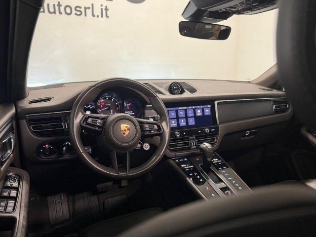 PORSCHE Macan 2.0