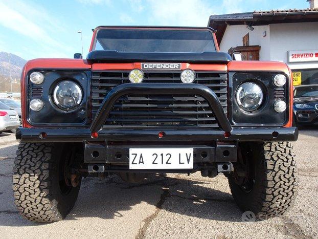 LAND ROVER Defender - 2000