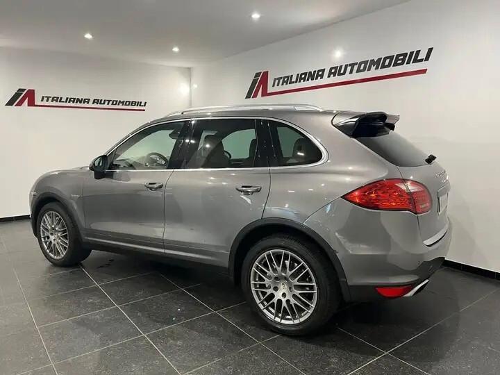 Porsche Cayenne 3.0 S Hybrid