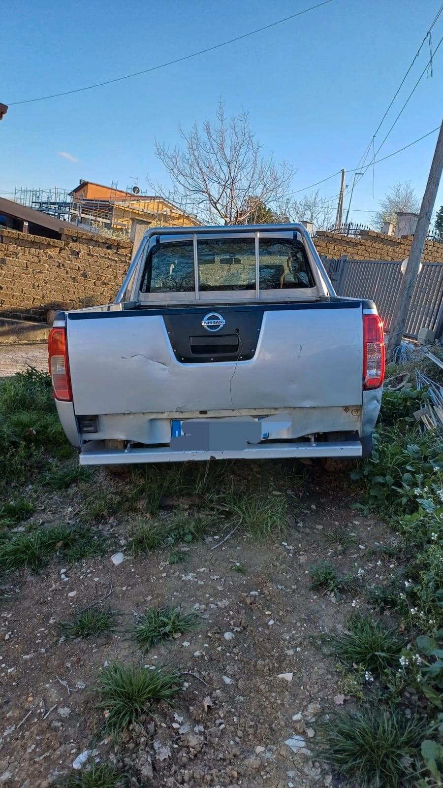 Nissan Navara 2.5 dCi 2 porte King Cab XE