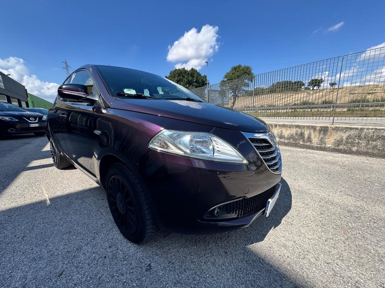 Lancia Ypsilon 1.2 69 CV 5 porte S&S Gold