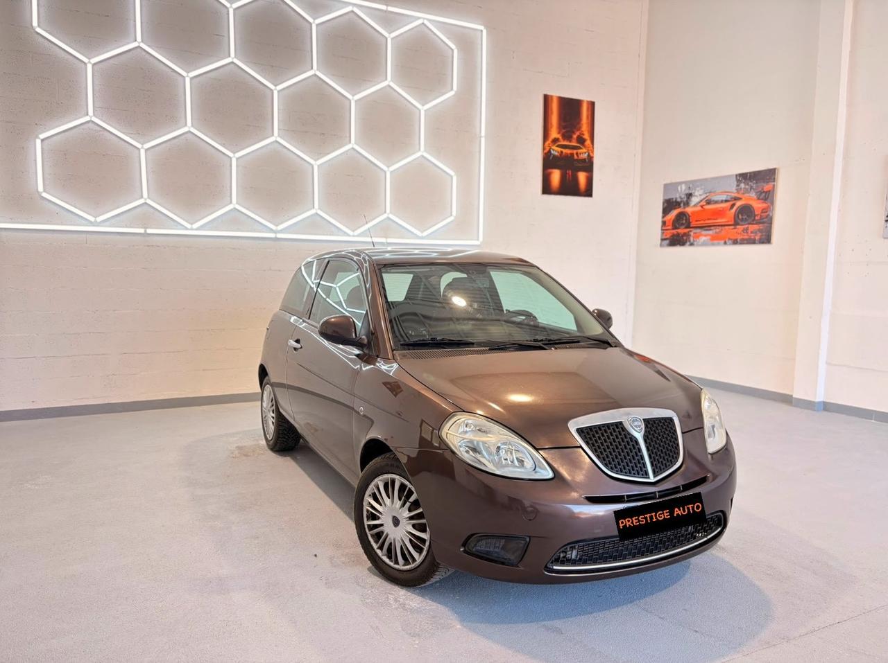 Lancia Ypsilon 1.2 Platino