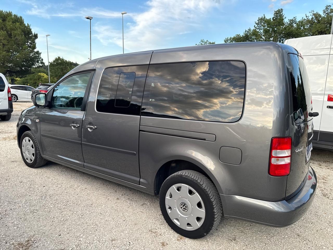 Volkswagen Caddy 2.0 Ecofuel 7 Posti Maxi Trendline