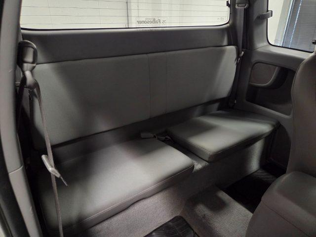 TOYOTA Hilux 2.5 D-4D 4WD 2p. Extra Cab