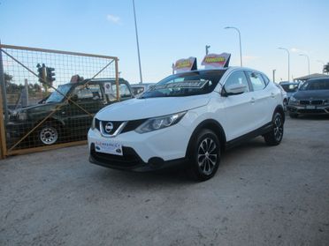 Nissan Qashqai 1.5 dCi MOLTO BELLA 2014