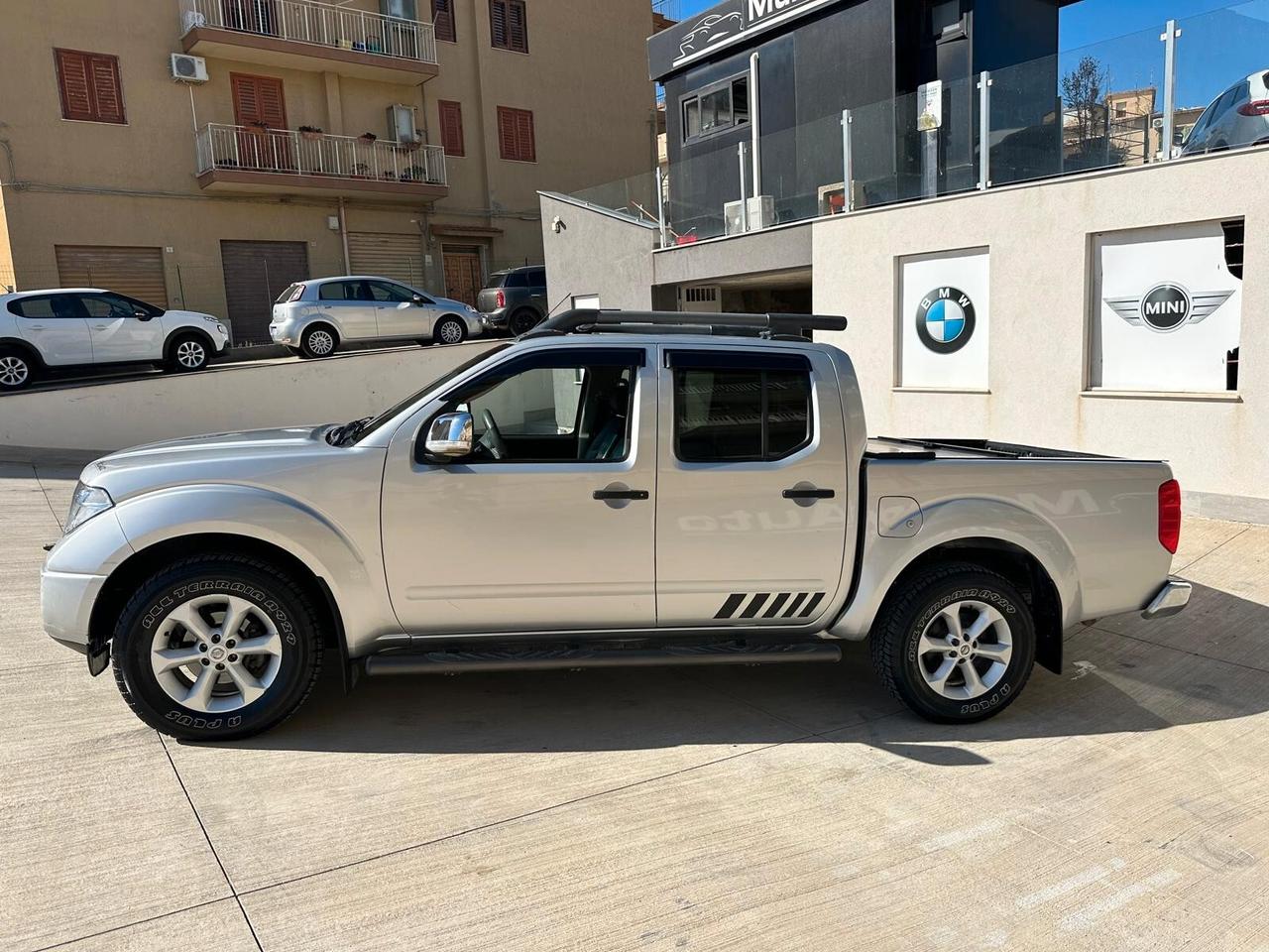 Nissan Navara 2.5 dCi 4 porte Double Cab Platinum