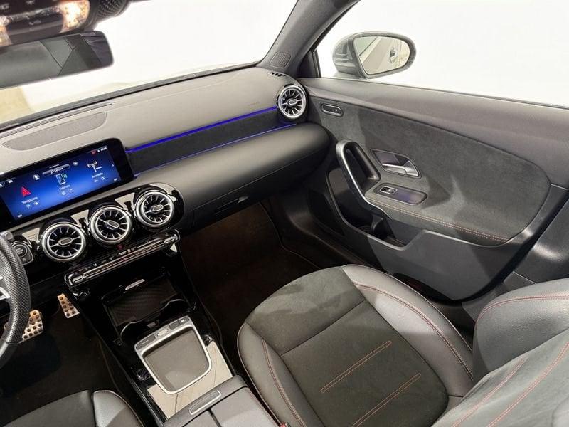 Mercedes-Benz Classe A A 180 d Automatic Premium Plus AMG Line