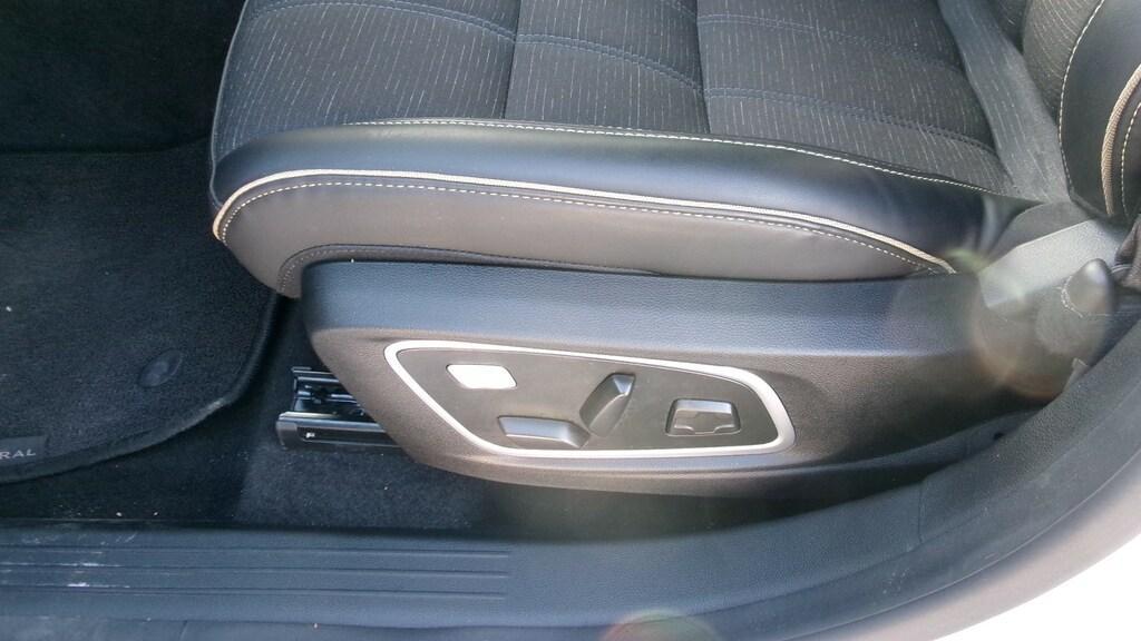 Renault Austral 1.2 E-Tech full hybrid Iconic