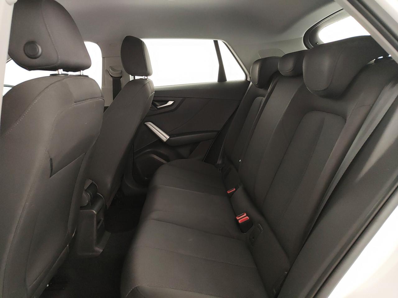 Audi Q2 30 TDI Business