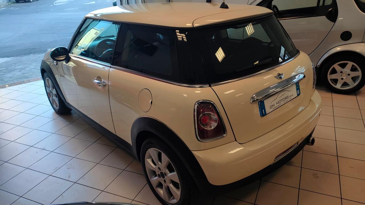 Mini Mini 1.6 16V Cooper D