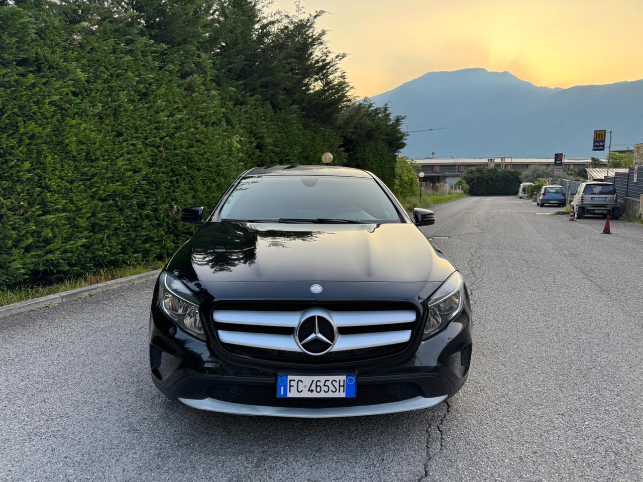 Mercedes-benz GLA