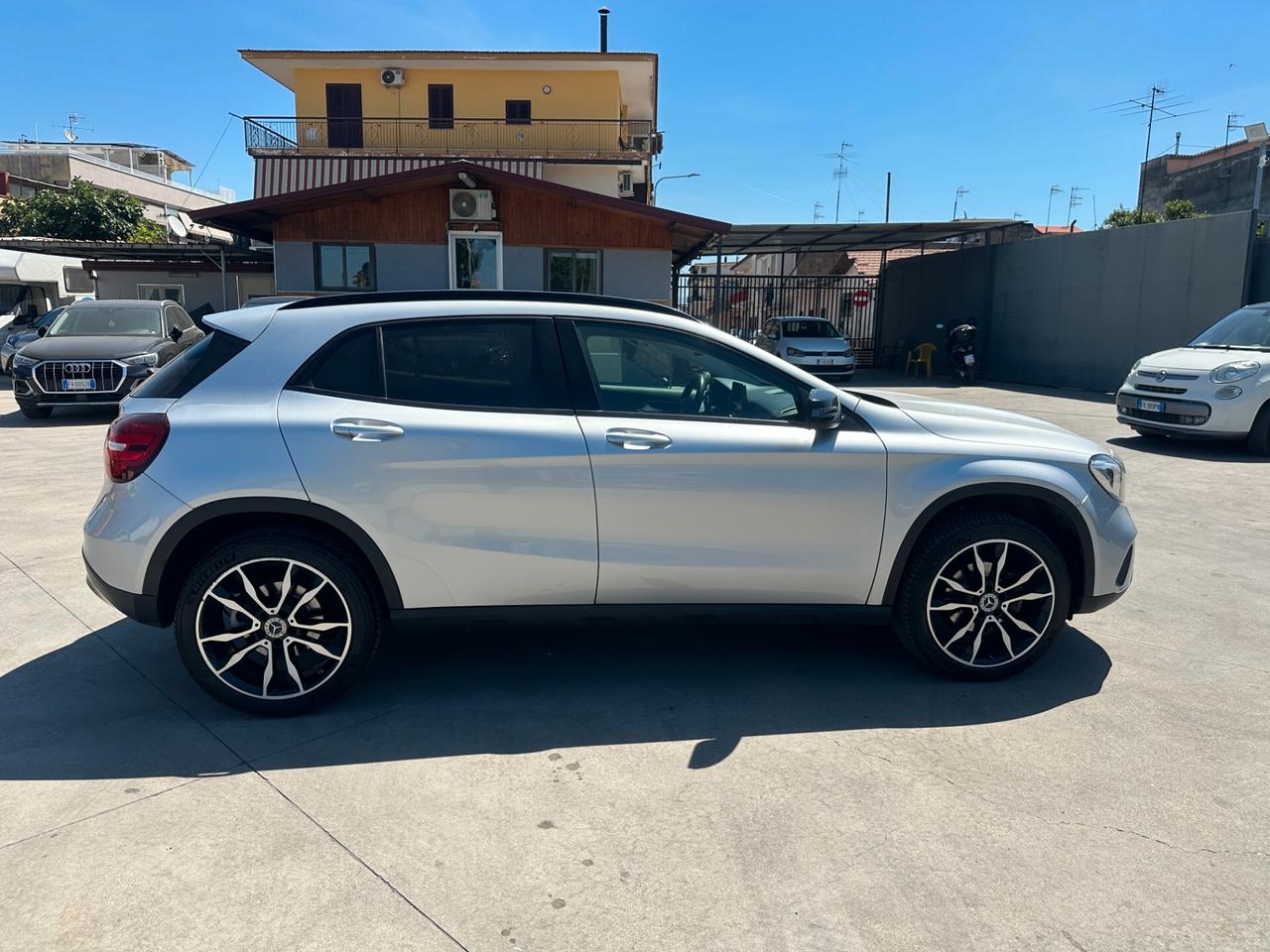 Mercedes-benz GLA 200 d Automatic Premium