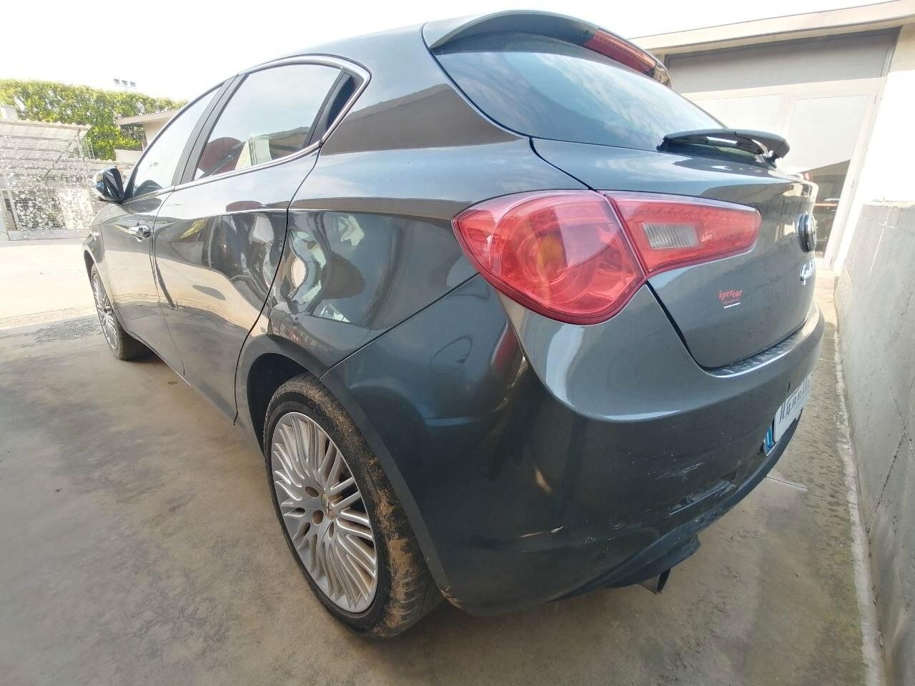 Alfa Romeo Giulietta 2.0 JTDm-2 150 CV Exclusive