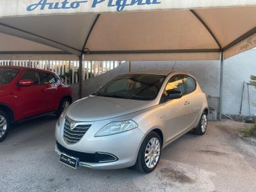 Lancia Ypsilon 0.9 TwinAir 85 CV 5 porte S&S Platinum