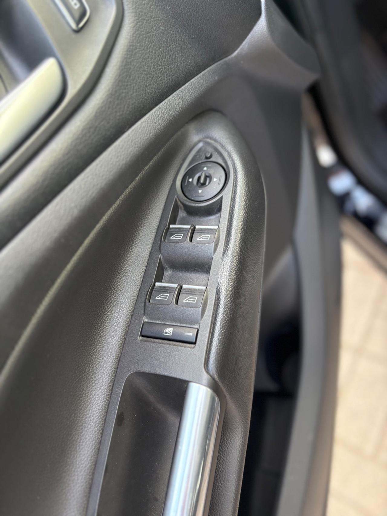 Ford Kuga 2.0 TDCI 120 CV S&S 2WD Titanium